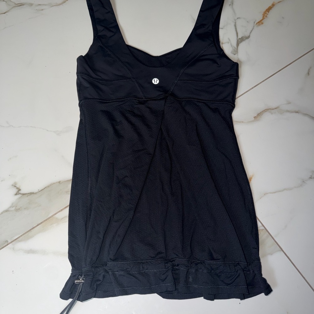 Topps Black Women’s Athletic Tank Top